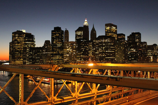brooklyn bridge at sunset